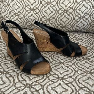 Aerosoles cork wedge sandals with black leather size 7-1/2